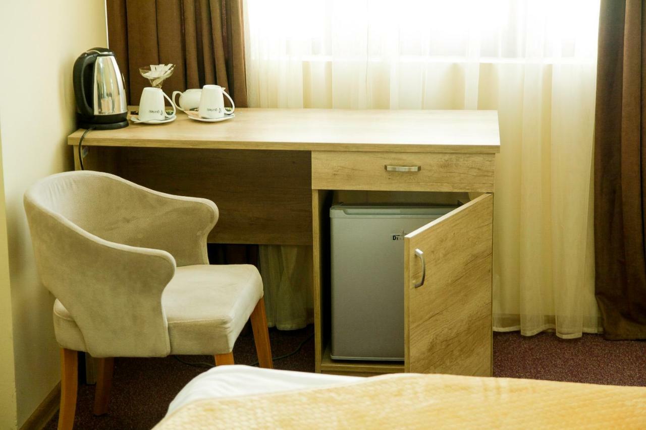 Hotel Grand Sugdidi Exterior foto